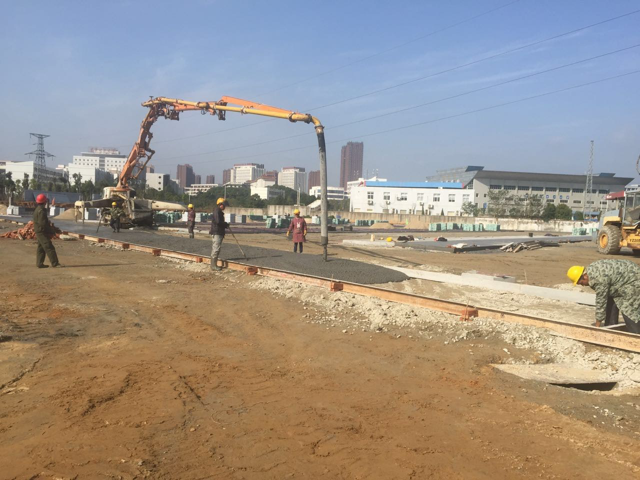 松鶴路停車(chē)場(chǎng)項(xiàng)目進(jìn)入全力沖刺階段