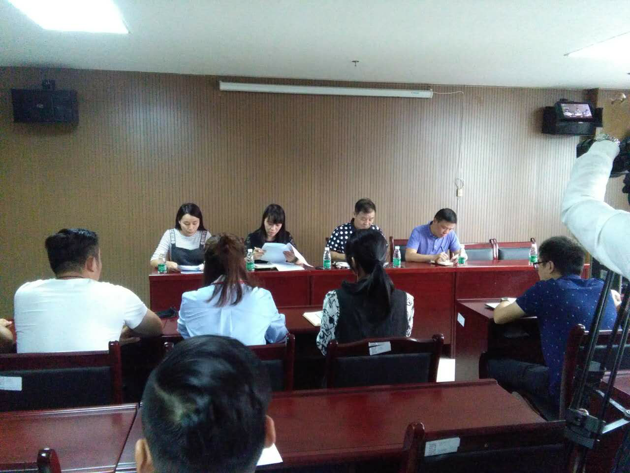 強(qiáng)化廉潔自律意識  嚴(yán)格規(guī)范自身行為