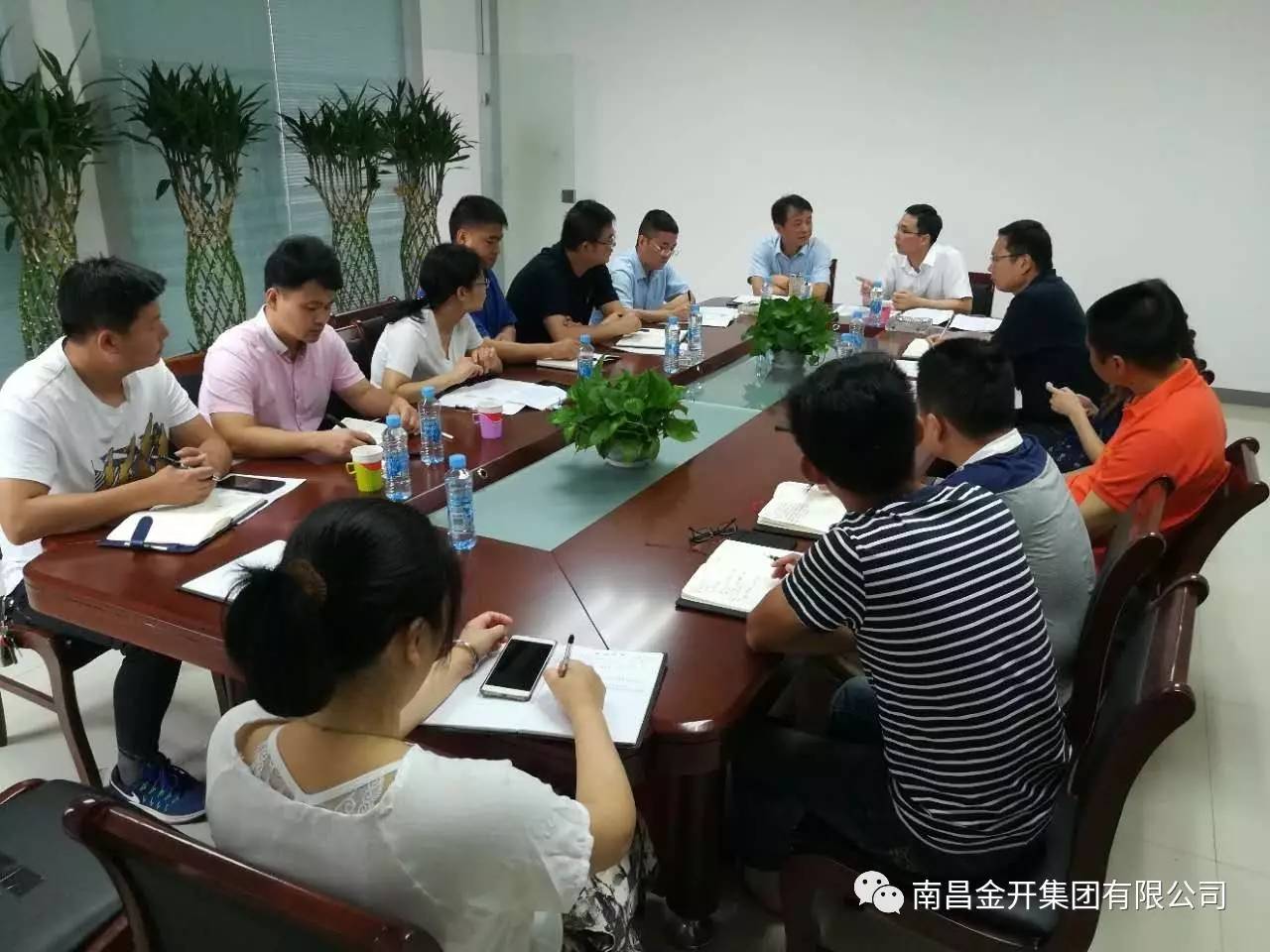 總結(jié)經(jīng)驗找不足 補齊短板促工作