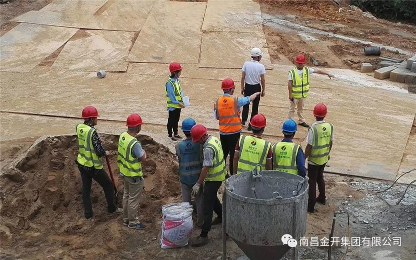 下羅棚戶區(qū)改造項目組織開展防汛應(yīng)急演練活動