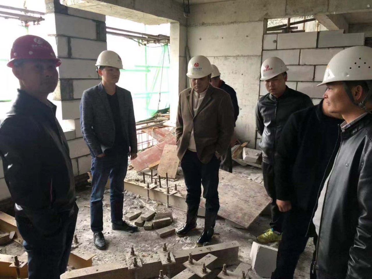 金牛棚戶區(qū)改造項(xiàng)目組織開展安全大檢查工作