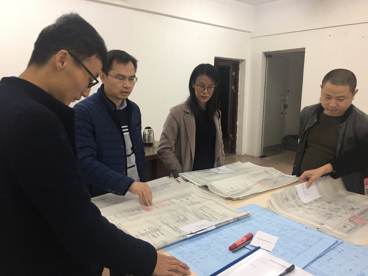 檔案信息化在前行！金開集團(tuán)實(shí)地考察檔案管理模式