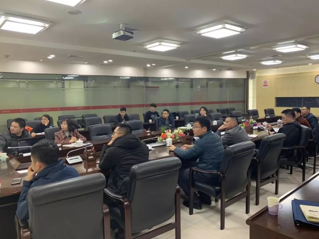 贛江新區(qū)金贛服務(wù)中心項目組織召開市政配套連廊工程溝通