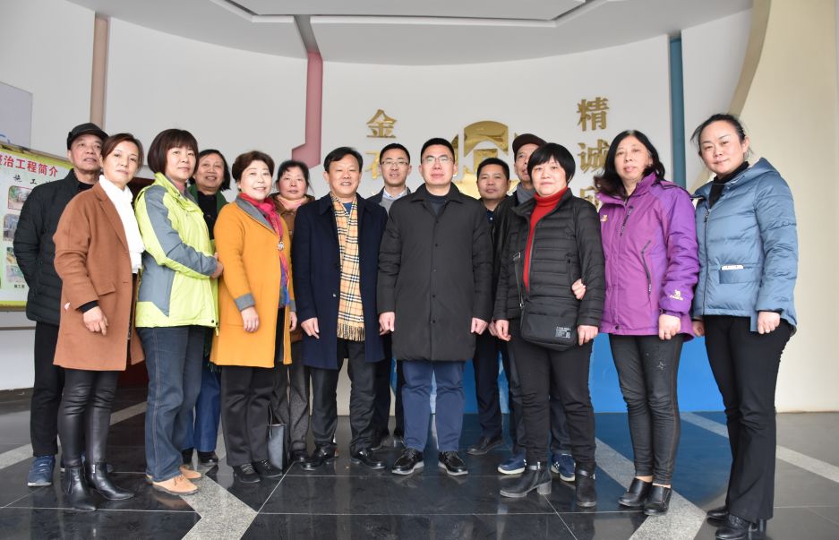 工匠集團組織召開退休職工座談會 