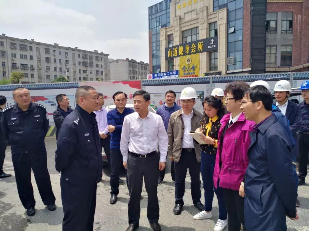 回顧丨在勞動(dòng)節(jié)勞動(dòng)，是勞動(dòng)者的最大光榮