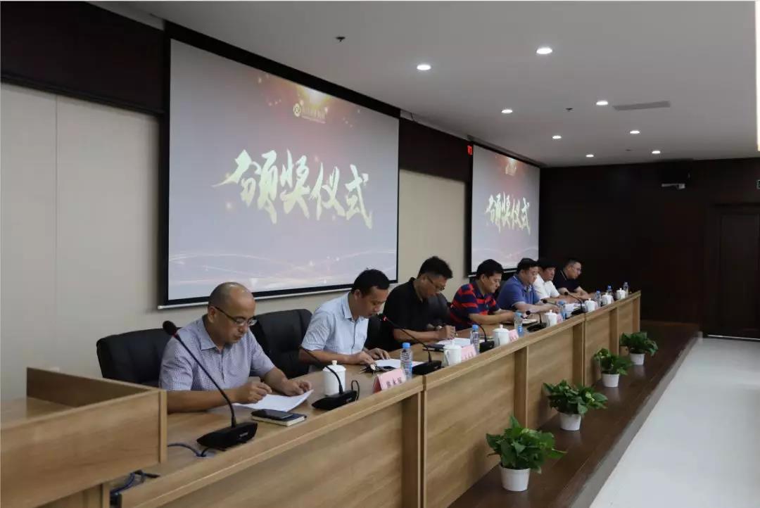 是他們?yōu)榧瘓F(tuán)獲評(píng)&ldquo;省級(jí)文明單位&rdquo;作出突出貢獻(xiàn)