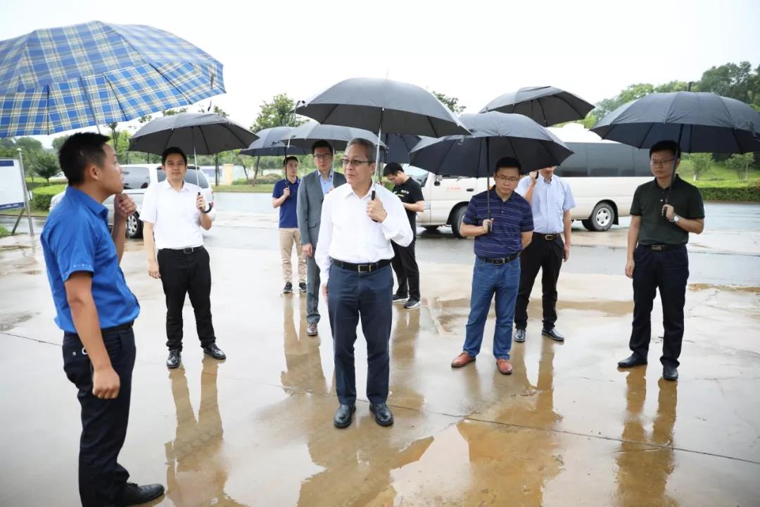 中澳大健康加速器中心訪問(wèn)團(tuán)一行來(lái)到中醫(yī)藥科創(chuàng)城考察調(diào)