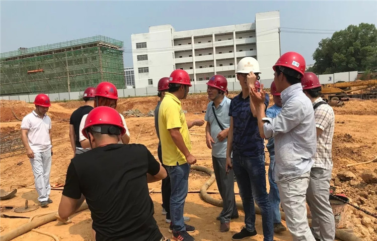 洪都情苑一期項目樁基施工方案專家論證會順利召開