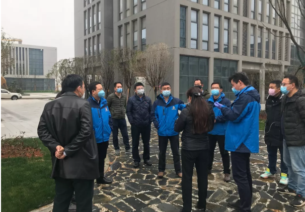 集團黨委委員、副總經(jīng)理周云一行深入&ldquo;兩園&rdquo;部署防控