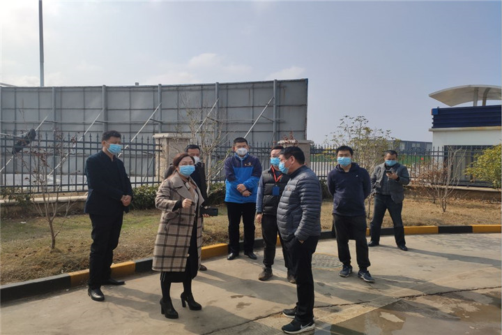 身上有責(zé) 心里負(fù)責(zé) 手中盡責(zé)