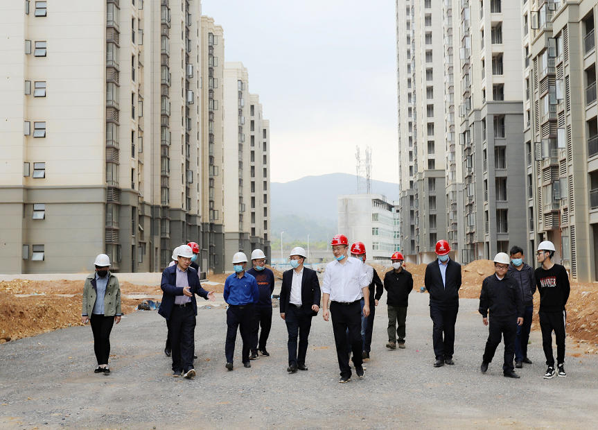 集團(tuán)黨委書記、董事長謝榮華深入集團(tuán)在建項目調(diào)研指導(dǎo)