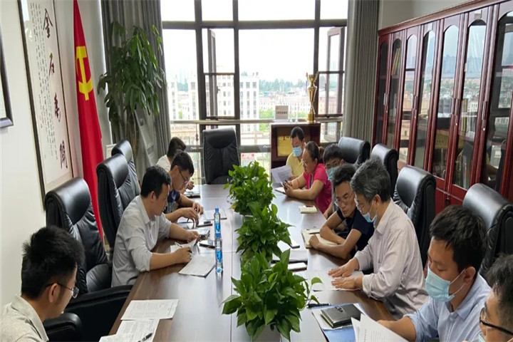 集團(tuán)黨委委員、紀(jì)委書(shū)記方義發(fā)主持召開(kāi)督查督辦專項(xiàng)調(diào)度