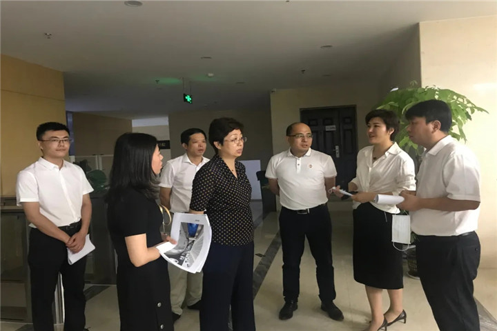 區(qū)管委會副主任王勵調研人力資源服務產業(yè)園項目