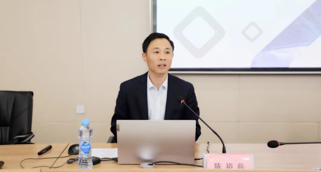 金開(kāi)集團(tuán)舉辦招投標(biāo)相關(guān)專(zhuān)題培訓(xùn)