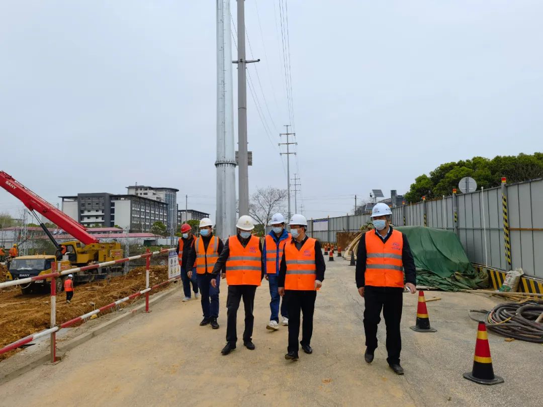 胡許亮調(diào)度集團(tuán)重大重點(diǎn)項(xiàng)目疫情防控工作