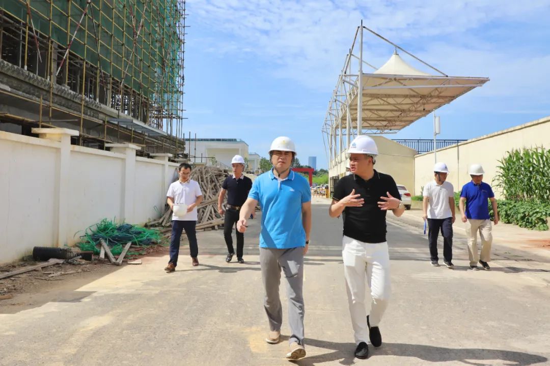 李茶根調(diào)度集團重大重點建設(shè)項目施工及安全生產(chǎn)工作