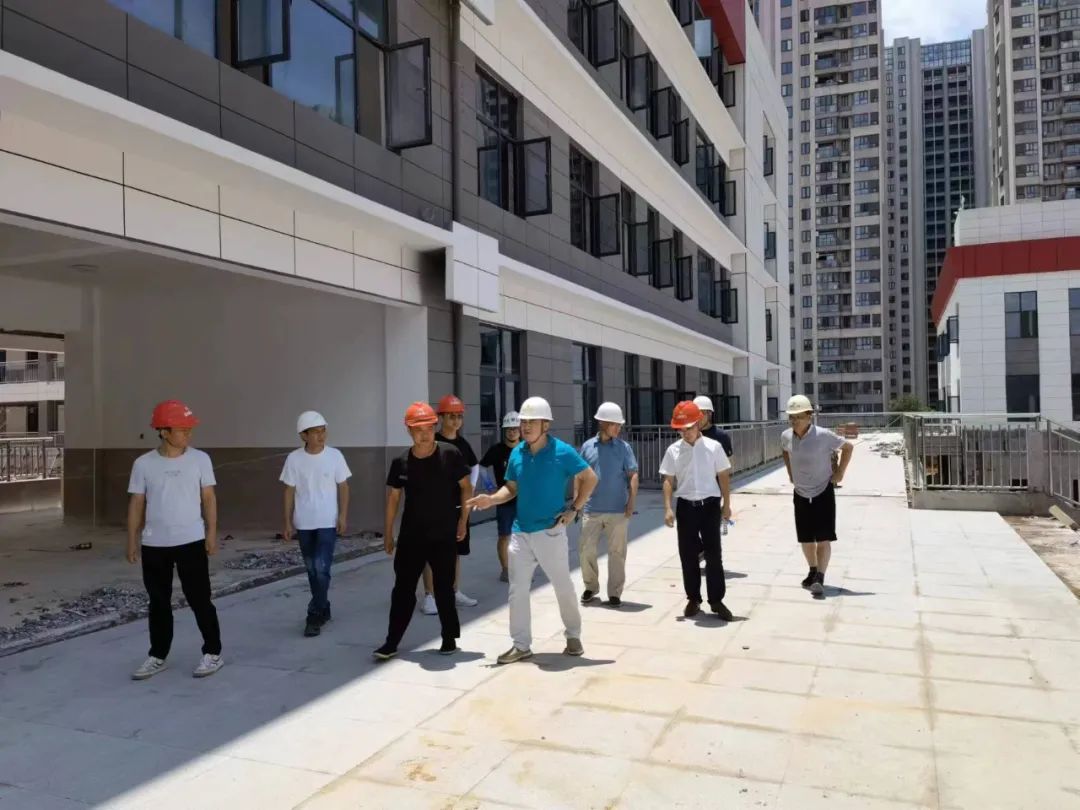 李茶根調(diào)研集團重大重點項目推進情況及安全生產(chǎn)工作