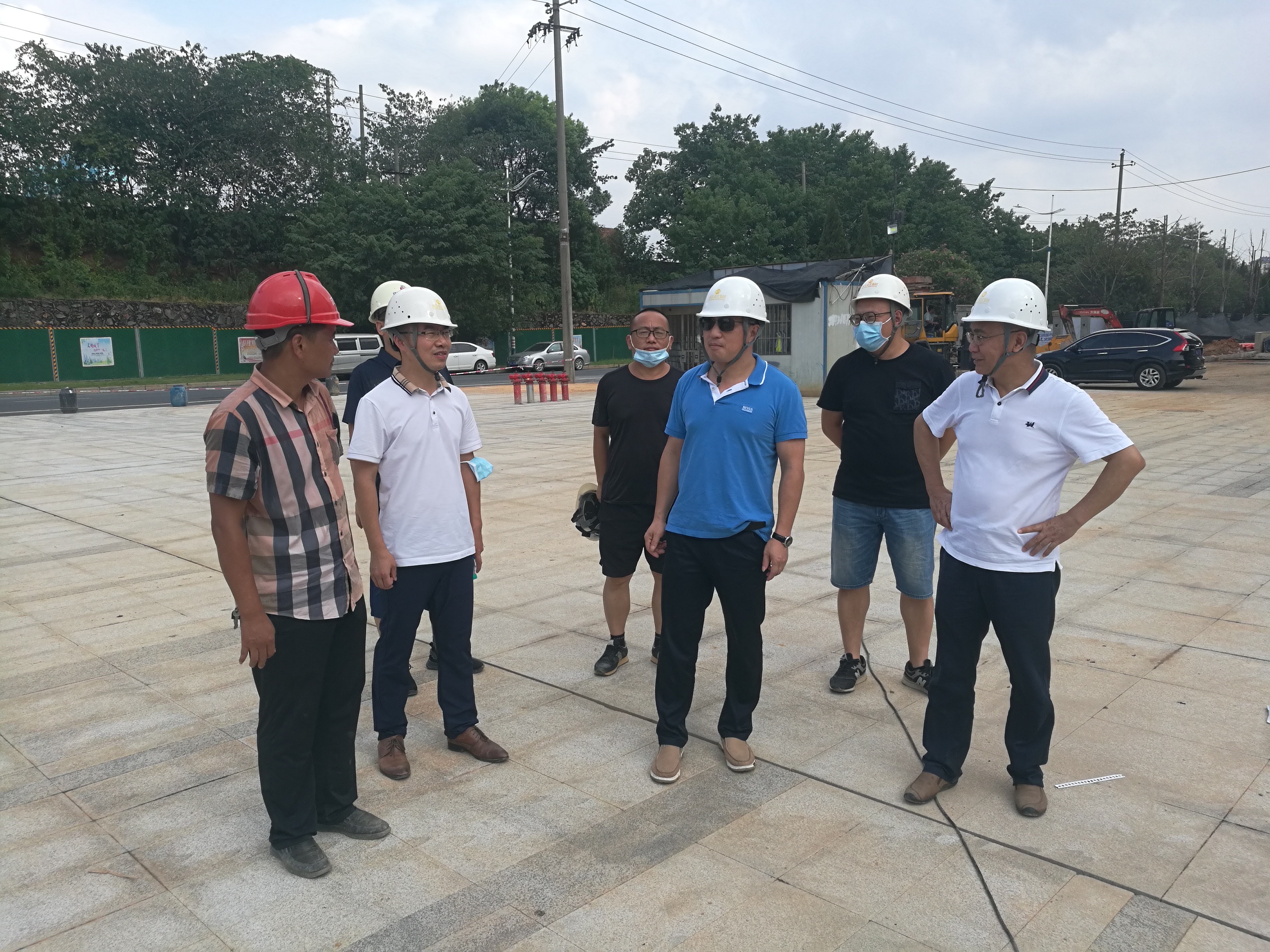 李茶根調(diào)研集團(tuán)重大重點(diǎn)項(xiàng)目建設(shè)情況