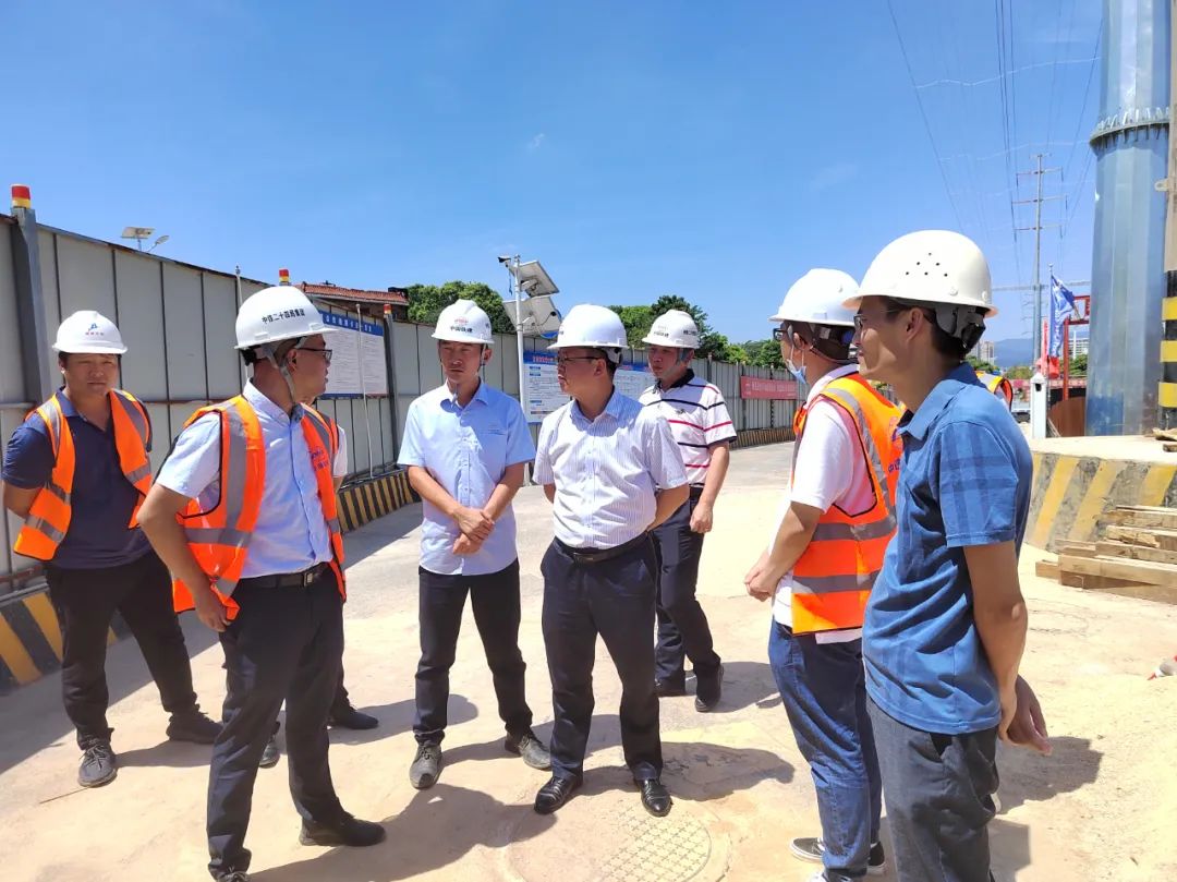 胡許亮調(diào)研雙港鐵路橋項(xiàng)目推進(jìn)情況