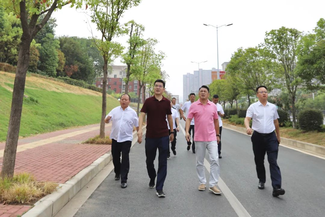 賀敏調(diào)研督導(dǎo)金開集團(tuán)文明創(chuàng)建工作