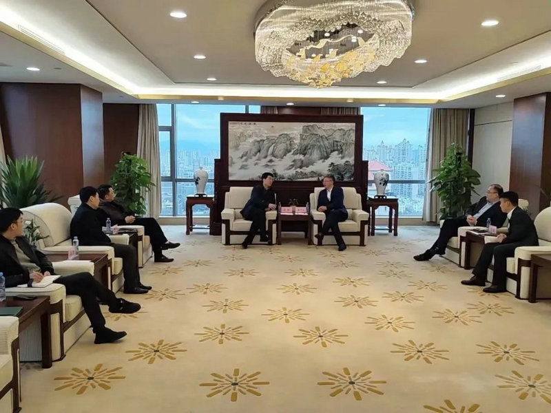 賀敏帶隊走訪浙商銀行南昌分行