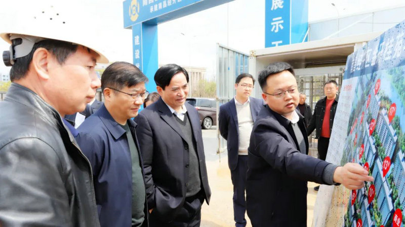 眾森綠建低碳科技集團董事長朱清源一行來訪集團考察交流