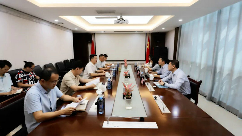 賀敏主持召開(kāi)區(qū)屬平臺(tái)公司主體信用評(píng)級(jí)等級(jí)提升推進(jìn)會(huì)