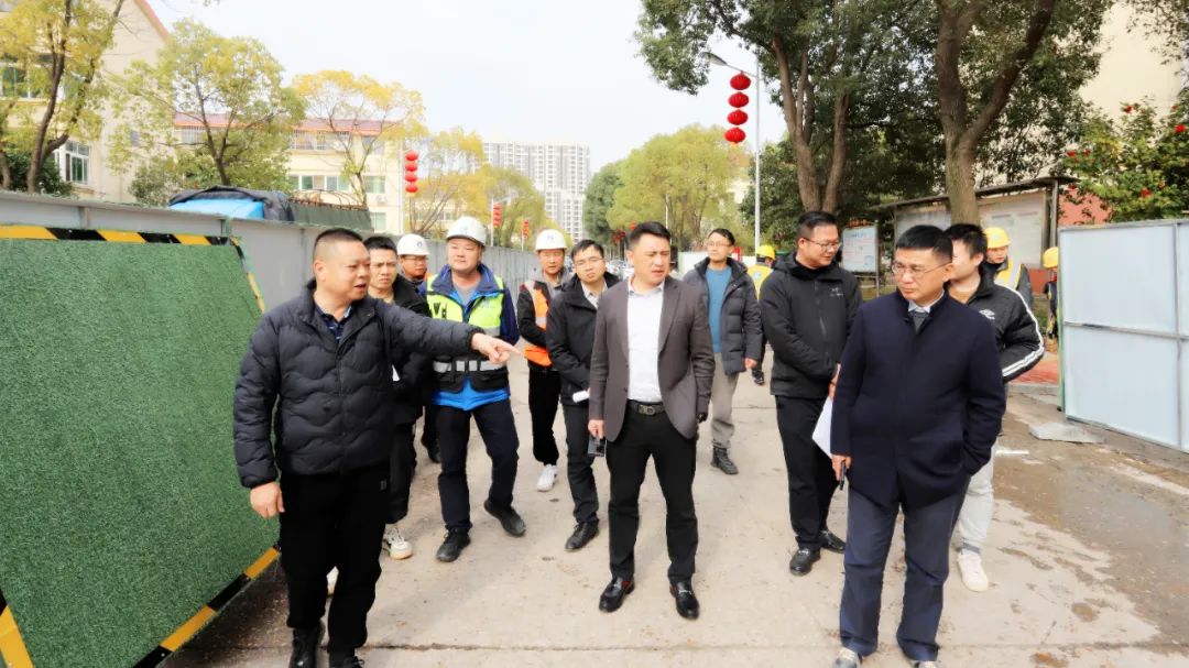 李茶根帶隊實地調(diào)研城市排水單元項目建設(shè)情況