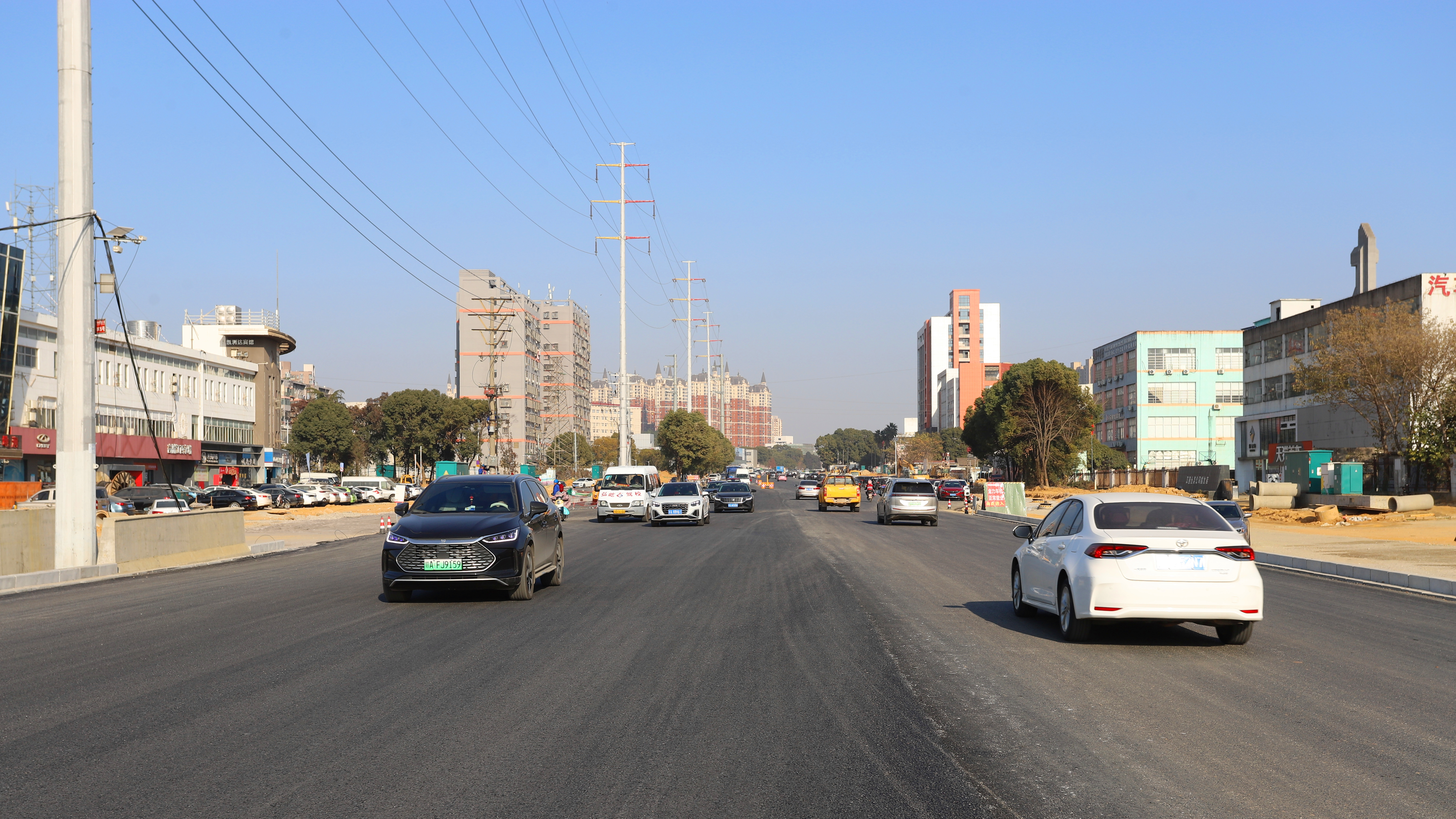 玉屏大街積水點(diǎn)治理工程迎來(lái)全線(xiàn)通車(chē)！