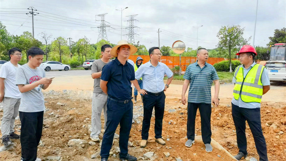 抓實防暑降溫舉措，筑牢安全質(zhì)量防線